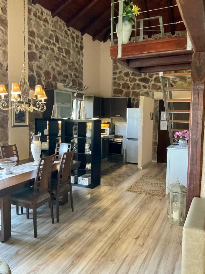 네아 로다 Stonehouse & Casa Al Sole E Al Mare 빌라 외부 사진