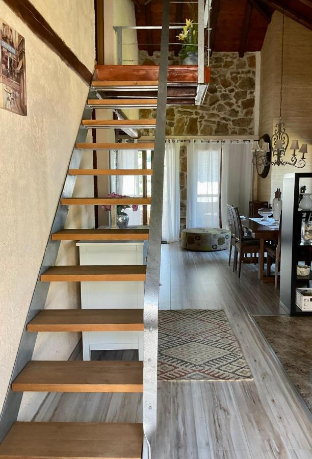 네아 로다 Stonehouse & Casa Al Sole E Al Mare 빌라 외부 사진