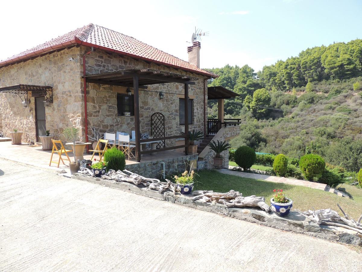 네아 로다 Stonehouse & Casa Al Sole E Al Mare 빌라 외부 사진
